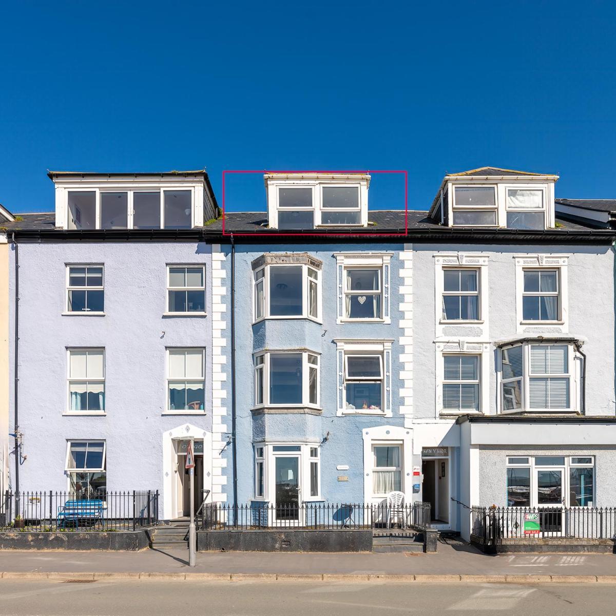 Aberdovey Sea View Apartment Aberdyfi Exterior photo